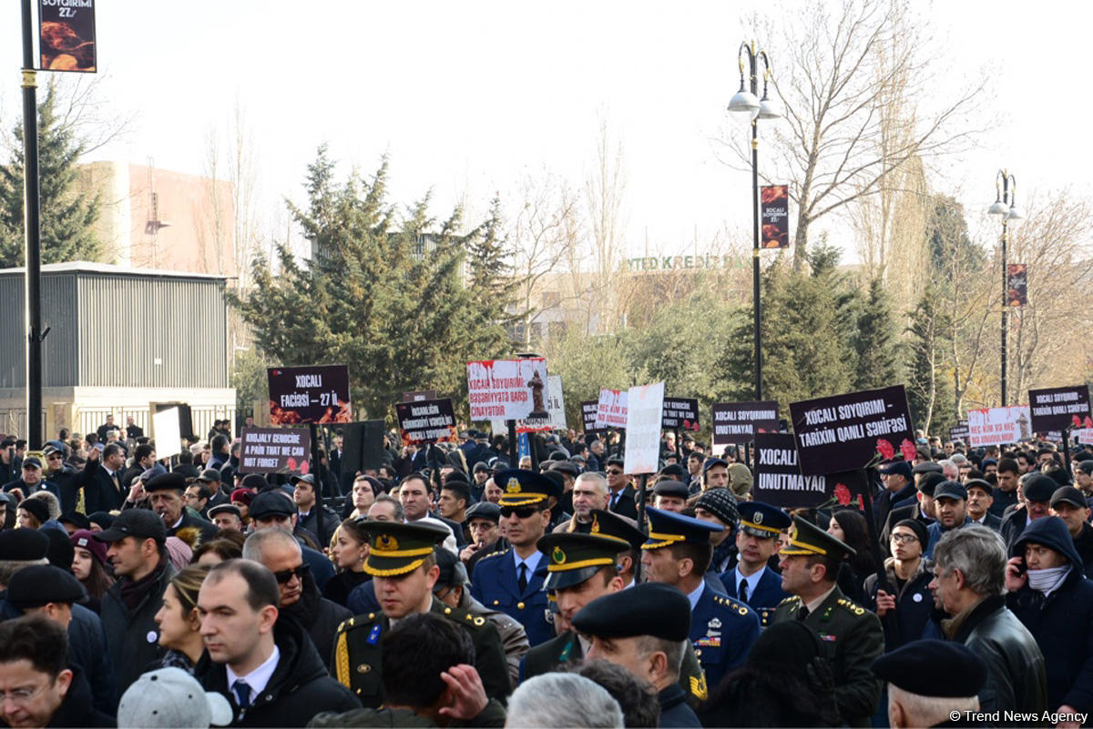 История создания памятника "Крик Матери", посвященного Ходжалинскому геноциду  (ФОТО)