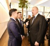 Президент Ильхам Алиев и Первая леди Мехрибан Алиева встретились с группой деятелей культуры и искусства (ФОТО) (версия 3)