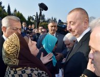 Президент Ильхам Алиев на месте ознакомился с работой по ликвидации последствий землетрясения в Агсу (ФОТО)