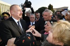 Президент Ильхам Алиев на месте ознакомился с работой по ликвидации последствий землетрясения в Агсу (ФОТО)