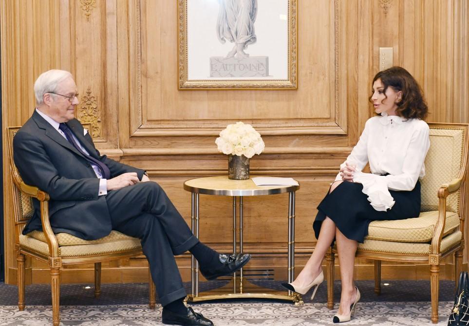 Azerbaijan's First VP meets chairman of Rothschild Global Financial Advisory (PHOTO)