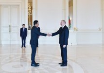 President Ilham Aliyev receives credentials of incoming Indian ambassador (PHOTO)