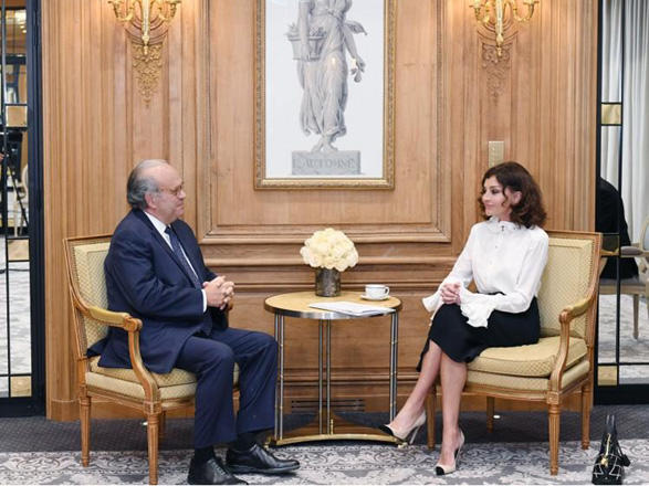 Azerbaijani First VP meets founder of French National Cancer Institute (PHOTO)