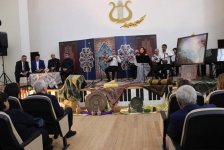 "Məclisi Üns" Расима Балаева в честь Имадеддина Насими (ФОТО)