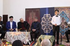 "Məclisi Üns" Расима Балаева в честь Имадеддина Насими (ФОТО)