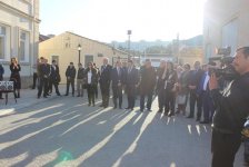 "Məclisi Üns" Расима Балаева в честь Имадеддина Насими (ФОТО)