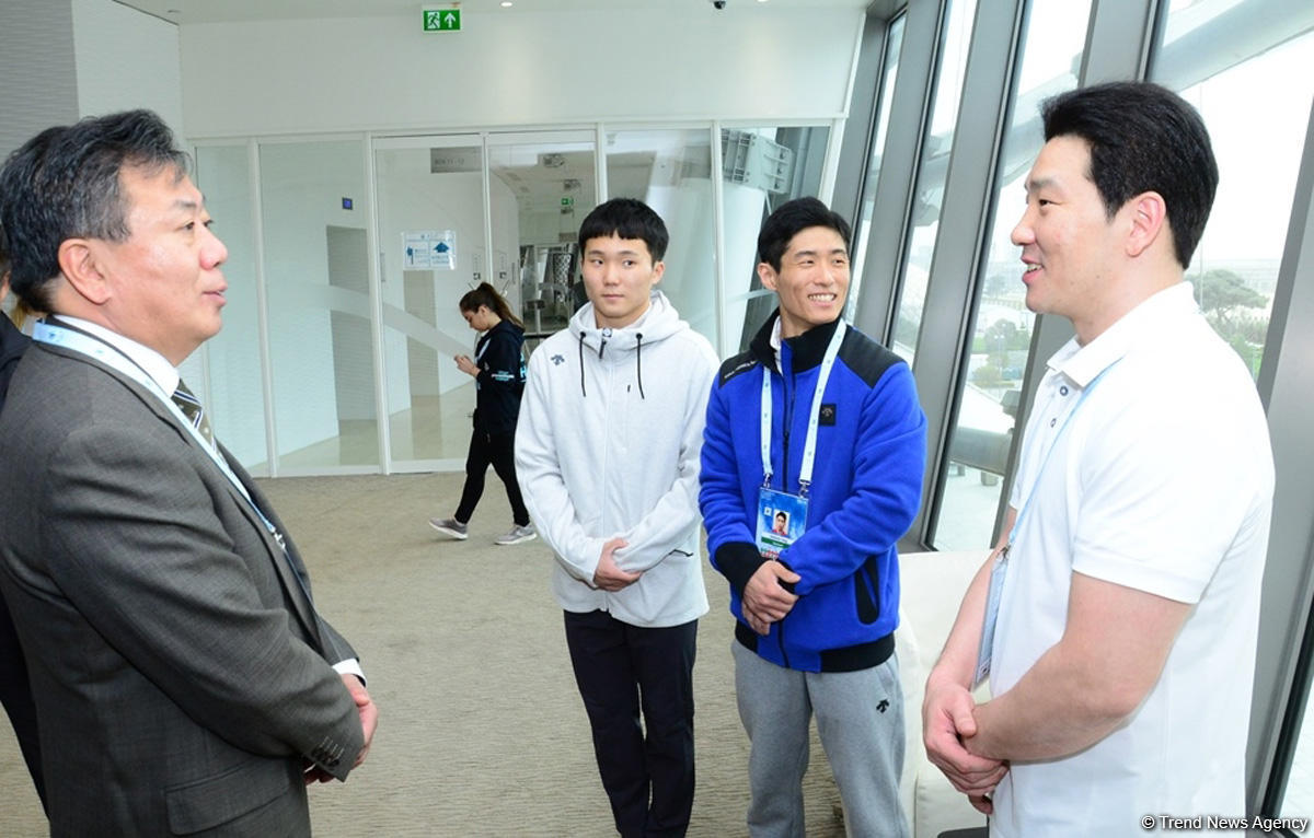 Ambassador of S.Korea to Azerbaijan meets athletes at FIG World Cup (PHOTO)