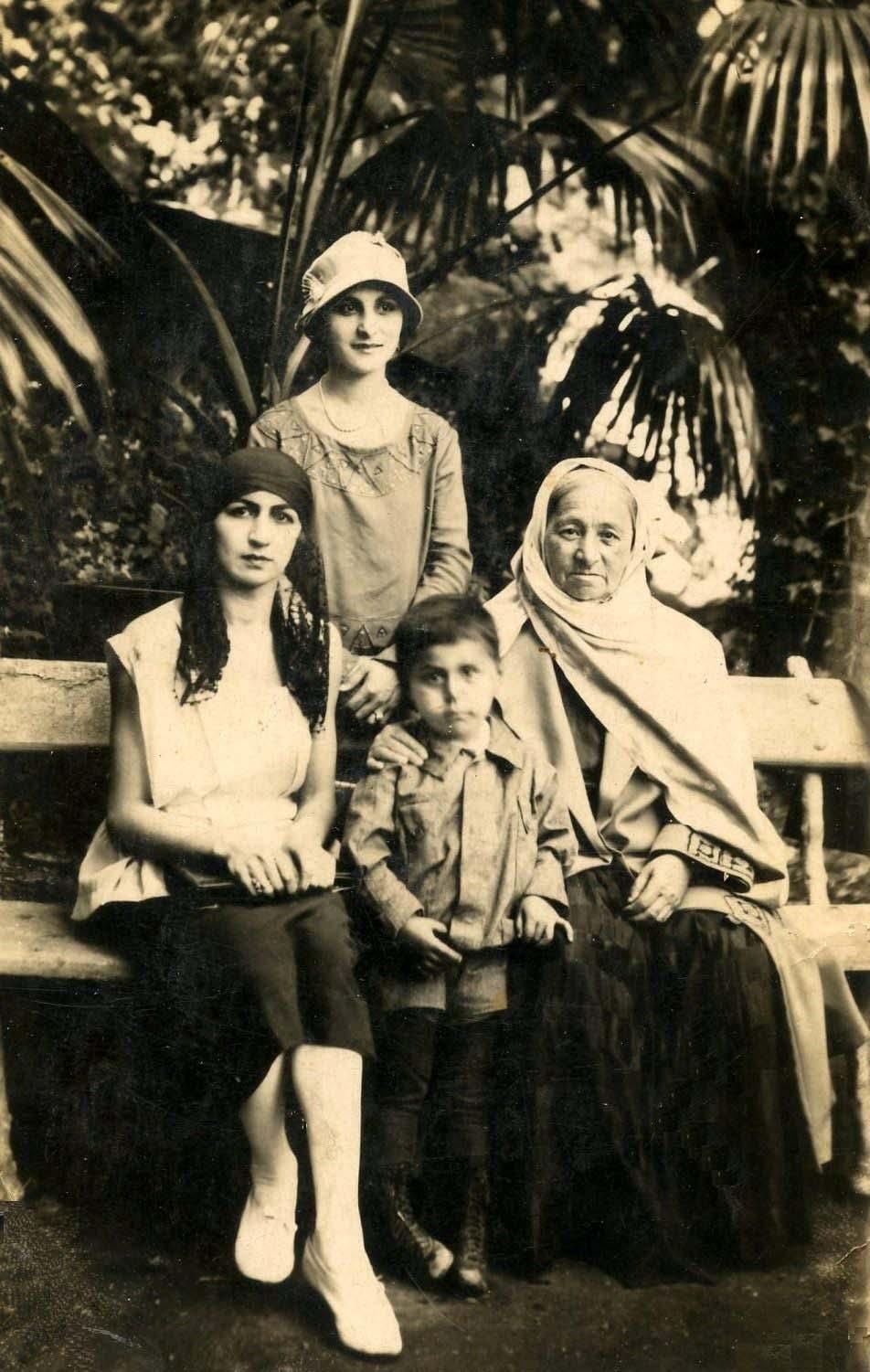 Шах подарил часы, Родина – ссылку, народ – память…- удивительная судьба Джахан Талышинской (ФОТО, АУДИО)
