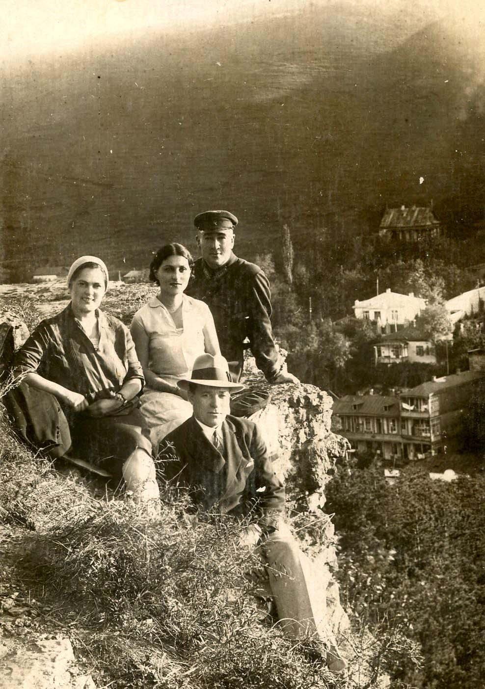 Шах подарил часы, Родина – ссылку, народ – память…- удивительная судьба Джахан Талышинской (ФОТО, АУДИО)