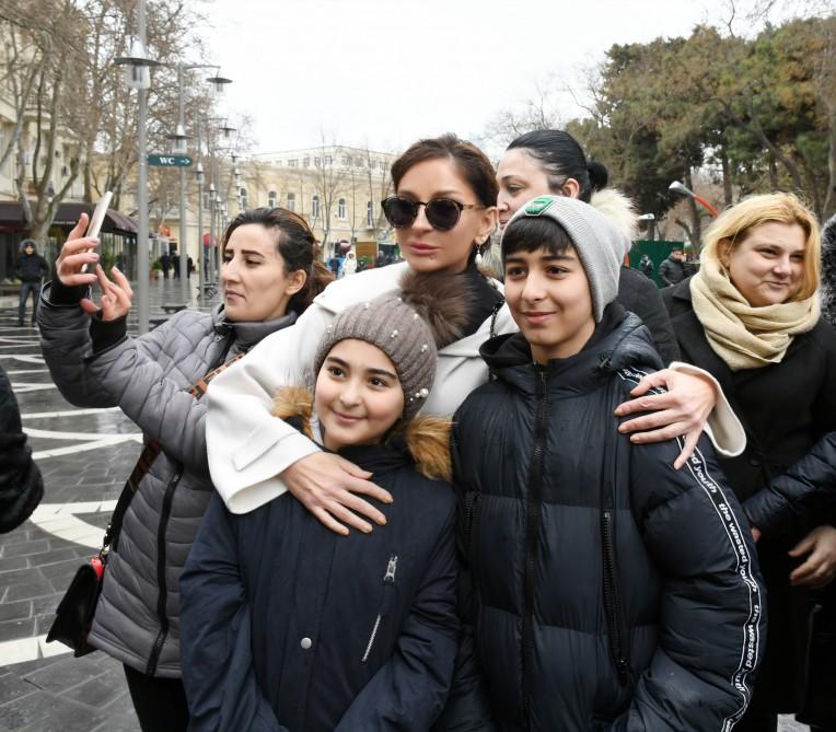 Azerbaijani president, first lady join nationwide Novruz festivities (PHOTO)