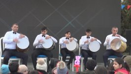 В Баку отметили праздник Новруз песнями и танцами (ФОТО)