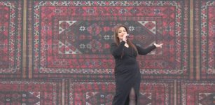 В Баку отметили праздник Новруз песнями и танцами (ФОТО)
