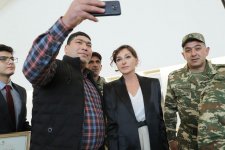 Первый вице-президент Мехрибан Алиева встретилась с военнослужащими, которых обеспечили высокотехнологичными протезами (ФОТО)
