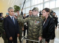Первый вице-президент Мехрибан Алиева встретилась с военнослужащими, которых обеспечили высокотехнологичными протезами (ФОТО)