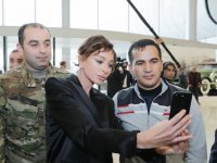 Первый вице-президент Мехрибан Алиева встретилась с военнослужащими, которых обеспечили высокотехнологичными протезами (ФОТО)