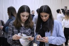 Натан покоряет бакинцев пластикой и эмоциями (ФОТО)