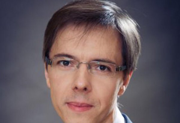 Фонтаны, деревья и пение птиц – всё это располагает к спокойствию в Баку