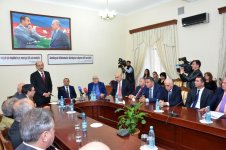 Чингизу Абдуллаеву вручен орден "Шараф" (ФОТО)