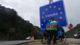 Невероятно! Рамиль Зиядов с флагом Азербайджана проехал на велосипеде 60000 км! (ВИДЕО, ФОТО)