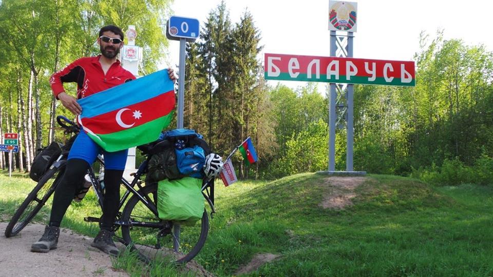 Невероятно! Рамиль Зиядов с флагом Азербайджана проехал на велосипеде 60000 км! (ВИДЕО, ФОТО)