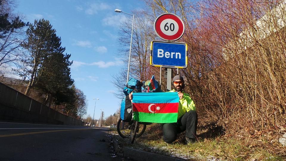 Невероятно! Рамиль Зиядов с флагом Азербайджана проехал на велосипеде 60000 км! (ВИДЕО, ФОТО)
