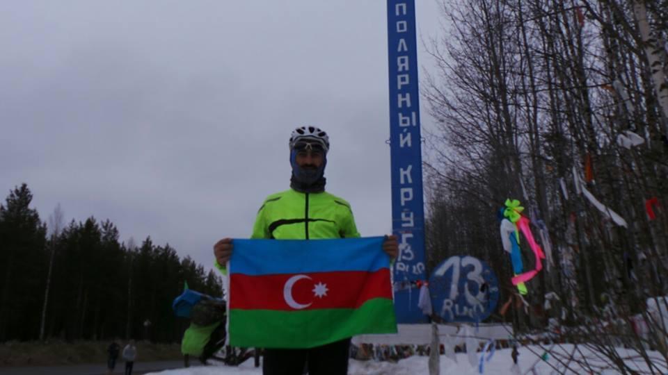 Невероятно! Рамиль Зиядов с флагом Азербайджана проехал на велосипеде 60000 км! (ВИДЕО, ФОТО)