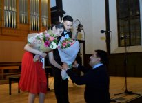 Известные произведения в исполнении молодых дарований Азербайджана (ФОТО)