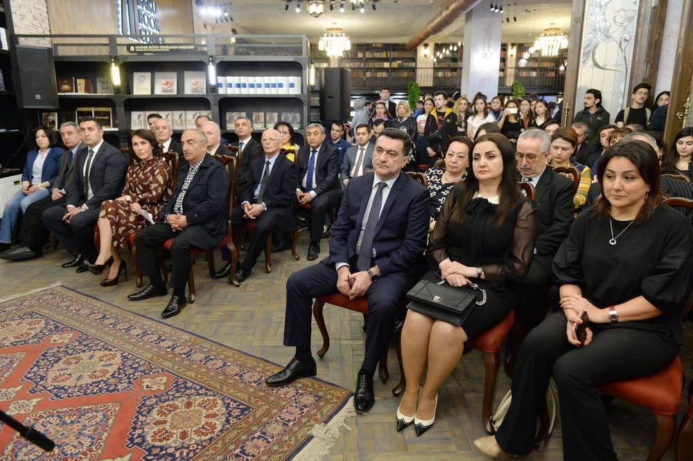 В Баку отметили Всемирный день книги и авторского права (ФОТО)
