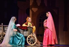 Пилоты Формулы 1 посмотрят азербайджанские спектакли (ФОТО)