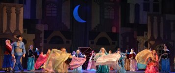 Пилоты Формулы 1 посмотрят азербайджанские спектакли (ФОТО)