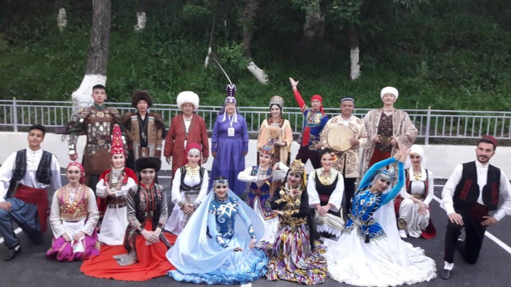 Танцевальный коллектив Азербайджана признан лучшим ТЮРКСОЙ (ФОТО)