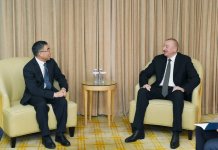 Президент Ильхам Алиев встретился с председателем компании Huawei в Пекине (ФОТО)