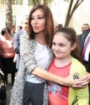 Первый вице-президент Мехрибан Алиева встретилась с вынужденными переселенцами (ФОТО) (версия 2)