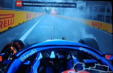 Another accident occurs during F1 practice session in Baku (PHOTO)