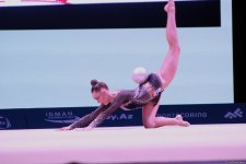 Лучшие моменты первого дня Кубка мира по художественной гимнастике в Баку (ФОТО)
