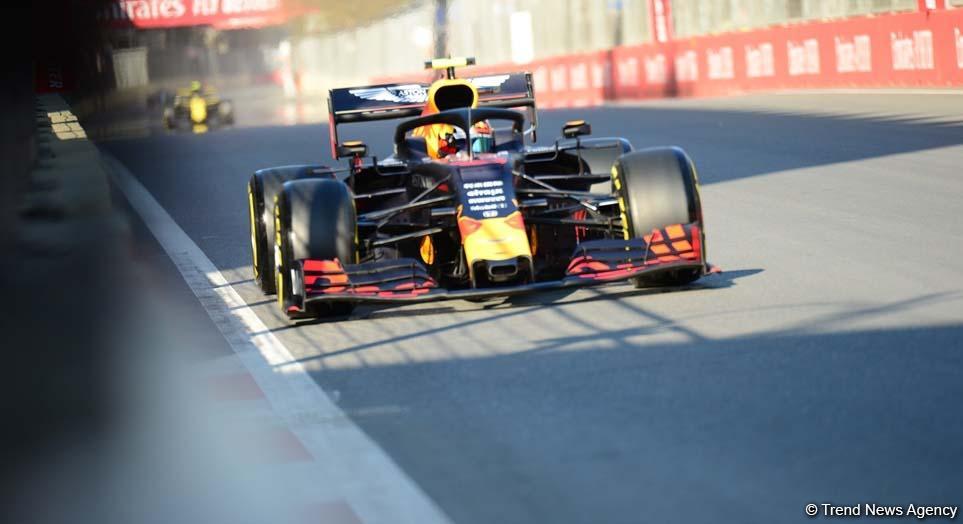 Winners announced for second free lap of Formula 1 in Baku (PHOTO)