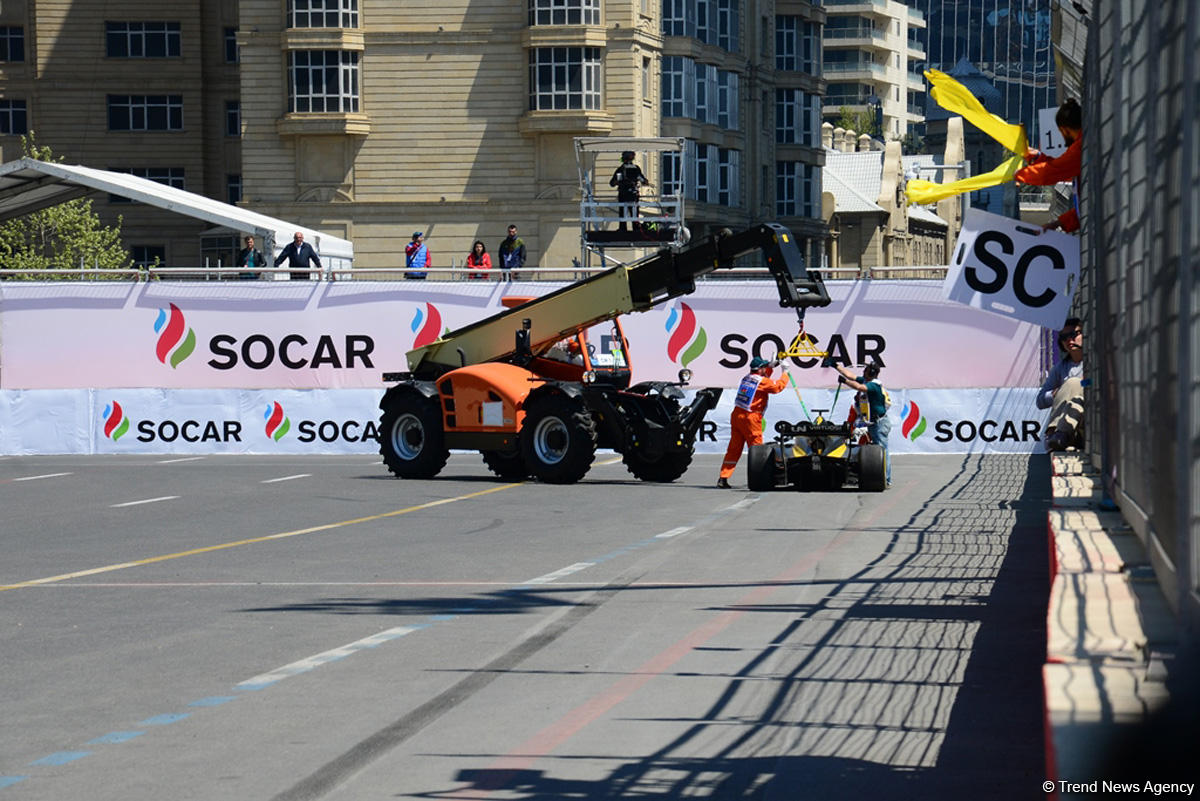 F2™ First Race of Formula 1 SOCAR Azerbaijan Grand Prix 2019 kicks off in Baku (PHOTO)