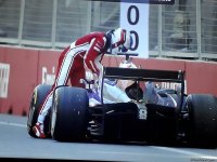 Another accident occurs during F2 second race in Baku (PHOTO)