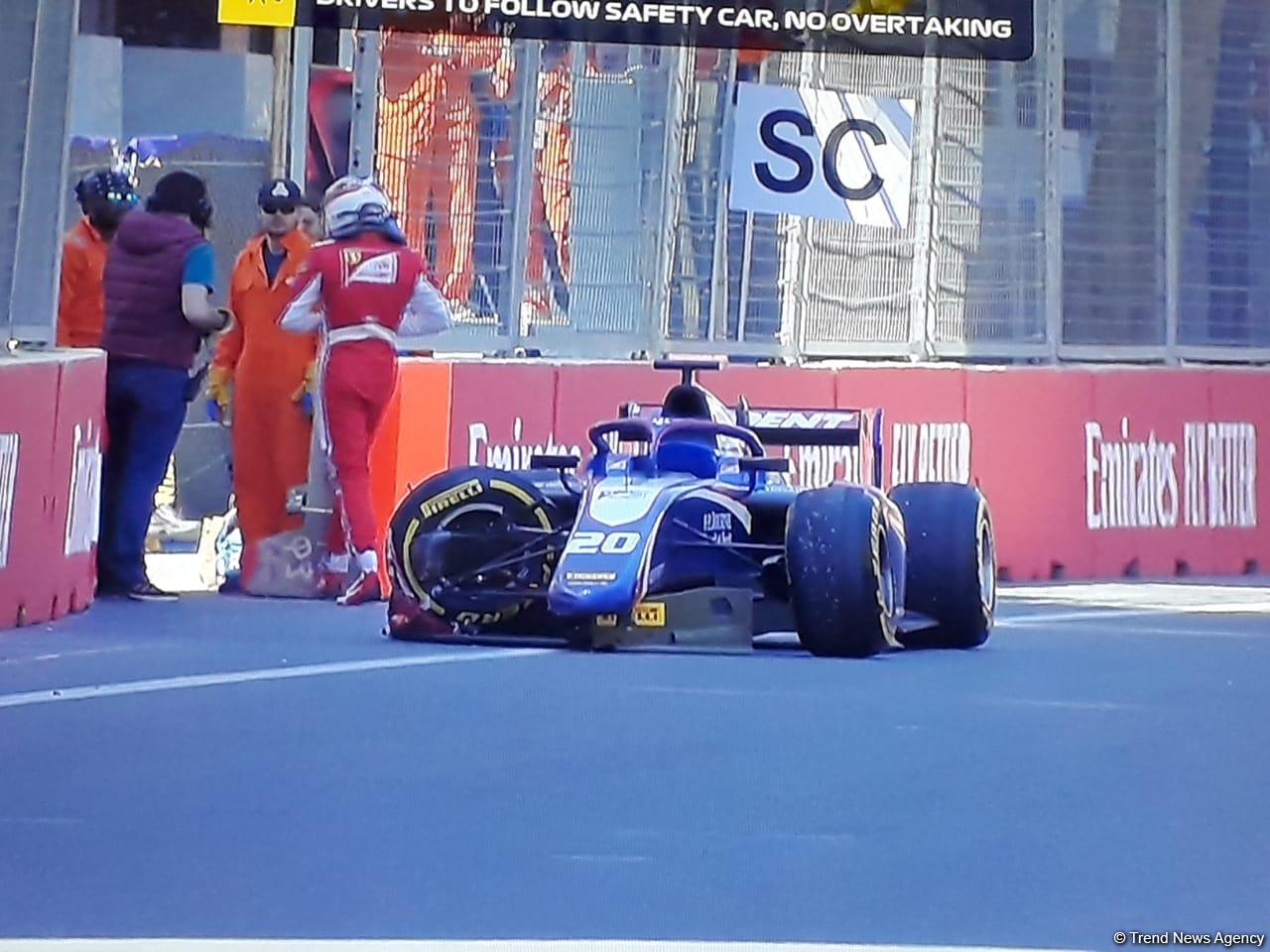 Another accident occurs during F2 second race in Baku (PHOTO)