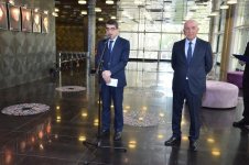 Денежными премиями награждены победители конкурса "Birpərdəli pyeslər" (ФОТО)