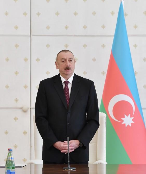 Под председательством Президента Ильхама Алиева состоялось заседание Кабмина по итогам социально-экономического развития в I квартале 2019 года и предстоящим задачам (ФОТО)