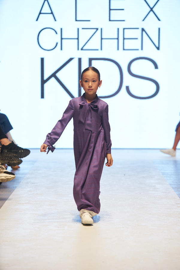 Готическое настроение на Azerbaijan Fashion Week (ФОТО)