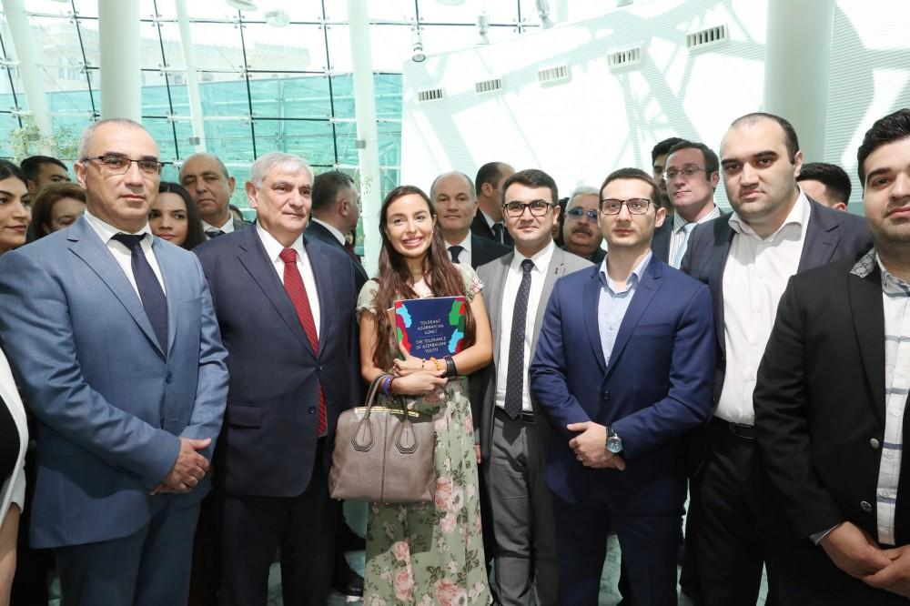 Вице-президент Фонда Гейдара Алиева Лейла Алиева приняла участие в мероприятии, посвященном 5-летию Бакинского международного центра мультикультурализма (ФОТО)