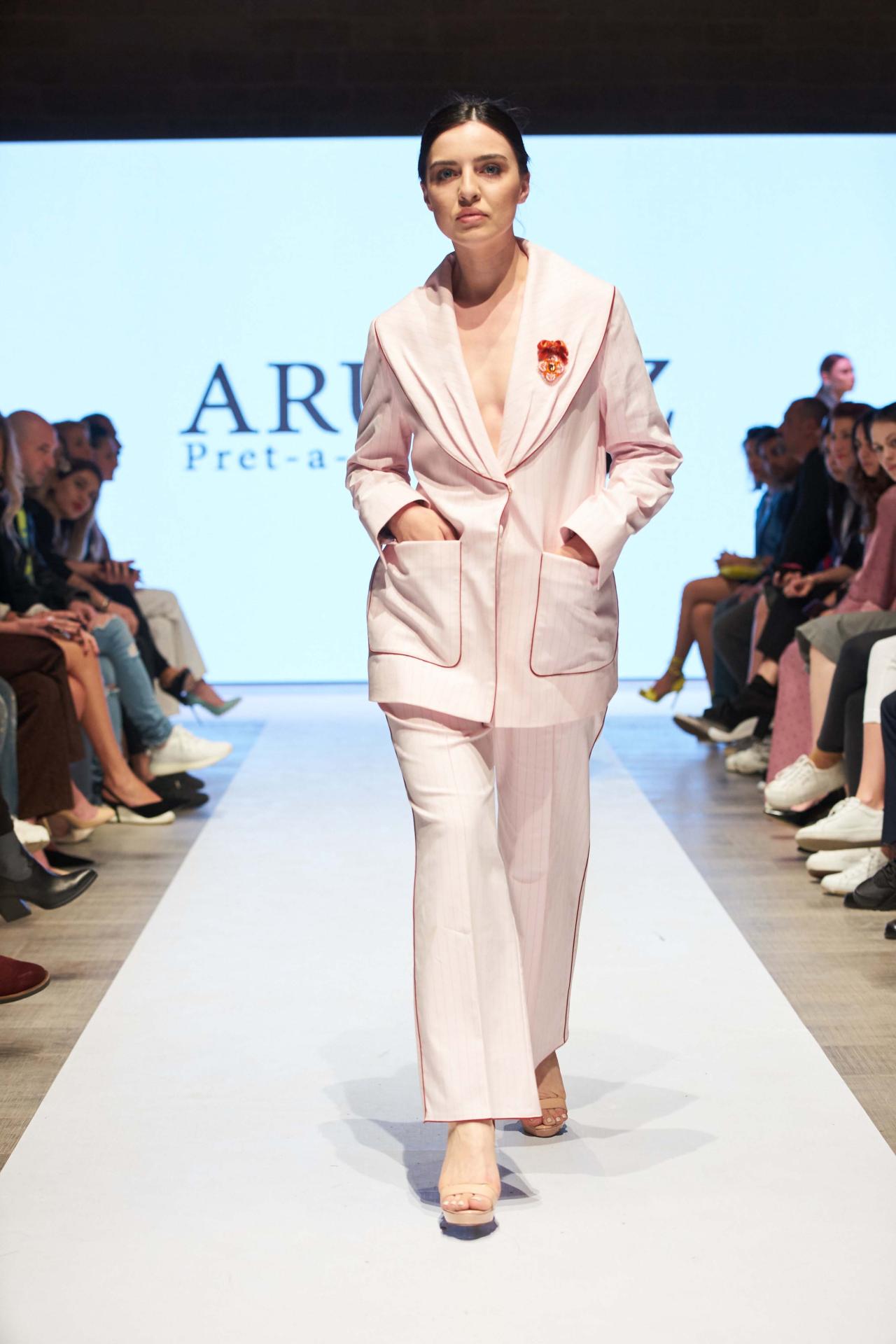 Azerbaijan Fashion Week: коллекция, посвященная жертвам пластической хирургии (ФОТО)