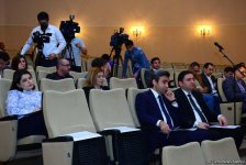 Главы ИВ отчитались о проделанной работе по устранению последствий землетрясения в Азербайджане (ФОТО)