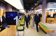 Президент Ильхам Алиев и Первая леди Мехрибан Алиева приняли участие в открытии здания Агентства DOST и центра DOST (ФОТО) (версия 2)