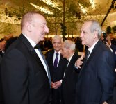 Президент Ильхам Алиев и Первая леди Мехрибан Алиева приняли участие в торжественной церемонии, посвященной 96-летию Гейдара Алиева и 15-летию Фонда Гейдара Алиева (ФОТО)