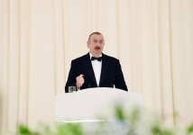 Президент Ильхам Алиев и Первая леди Мехрибан Алиева приняли участие в торжественной церемонии, посвященной 96-летию Гейдара Алиева и 15-летию Фонда Гейдара Алиева (ФОТО)