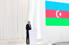 Президент Ильхам Алиев и Первая леди Мехрибан Алиева приняли участие в торжественной церемонии, посвященной 96-летию Гейдара Алиева и 15-летию Фонда Гейдара Алиева (ФОТО)