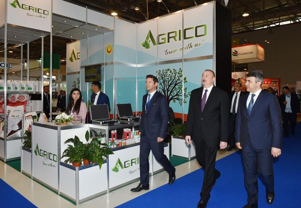 Президент Ильхам Алиев ознакомился с международными выставками WorldFood Azerbaijan и Caspian Agro (ФОТО) (версия 2)